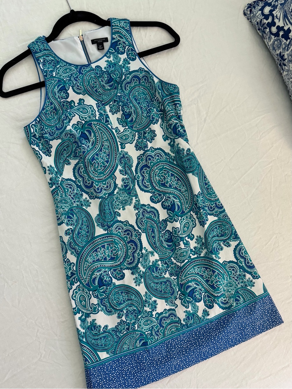 Ann Taylor Teal & White Paisley Shift Mini Dress